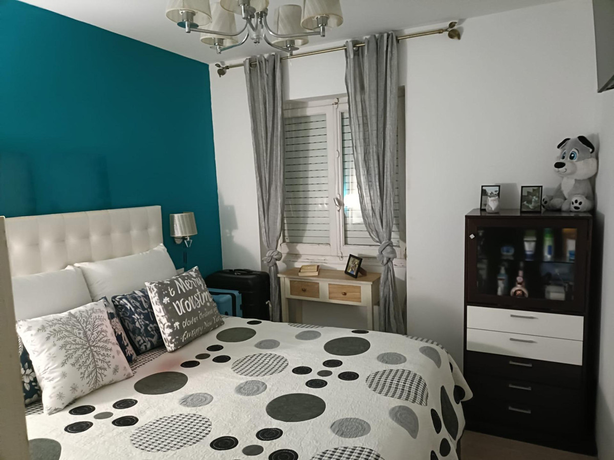 Se vende Apartamento Planta Media de 2 dormitorios en Costa Blanca, Alicante, España