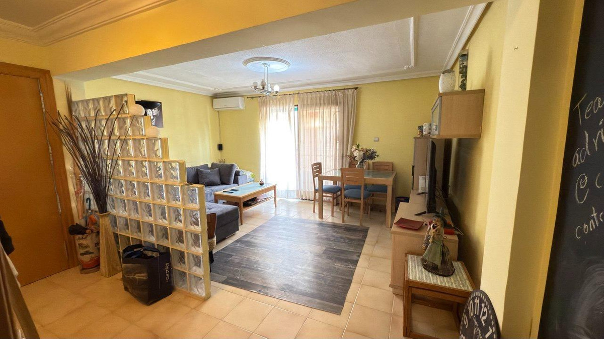 Se vende Apartamento Planta Media de 3 dormitorios en Costa Blanca, Alicante, España