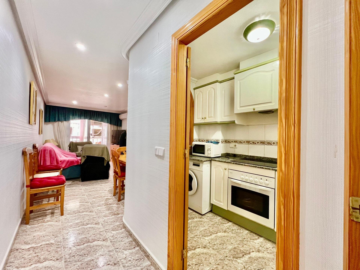 Se vende Apartamento Planta Media de 2 dormitorios en Costa Blanca, Alicante, España