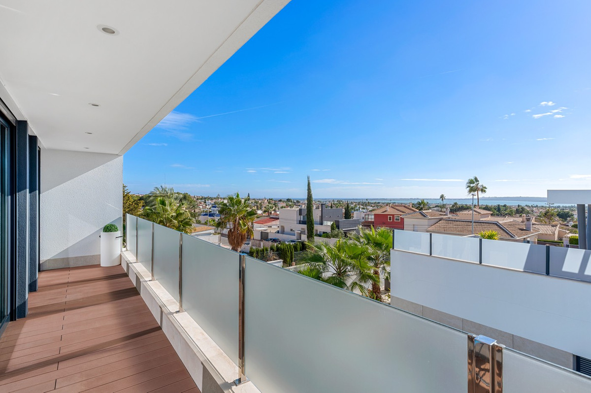4 Bed Townhouse for sale in Ciudad Quesada Costa Blanca, Alicante, Spain