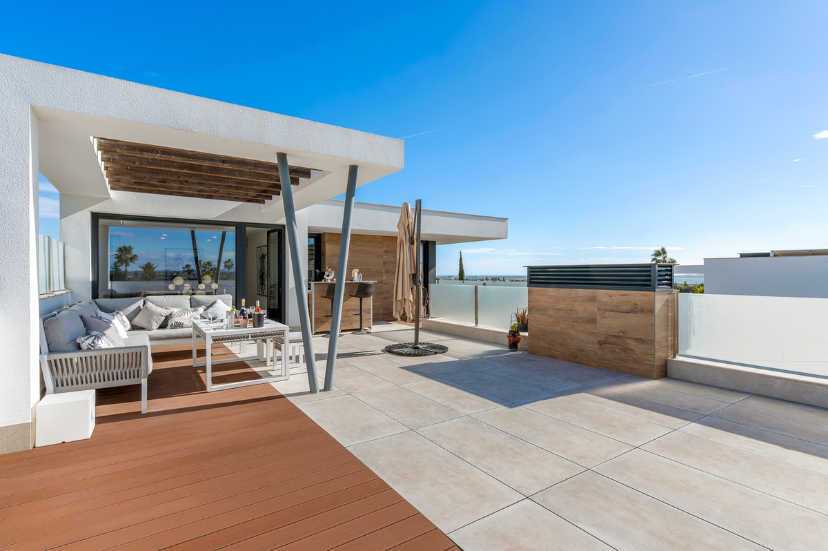 4 Bed Townhouse for sale in Ciudad Quesada Costa Blanca, Alicante, Spain