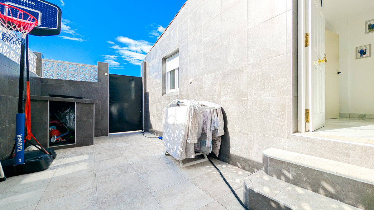 Se vende Adosada de 3 dormitorios en Costa Blanca, Alicante, España