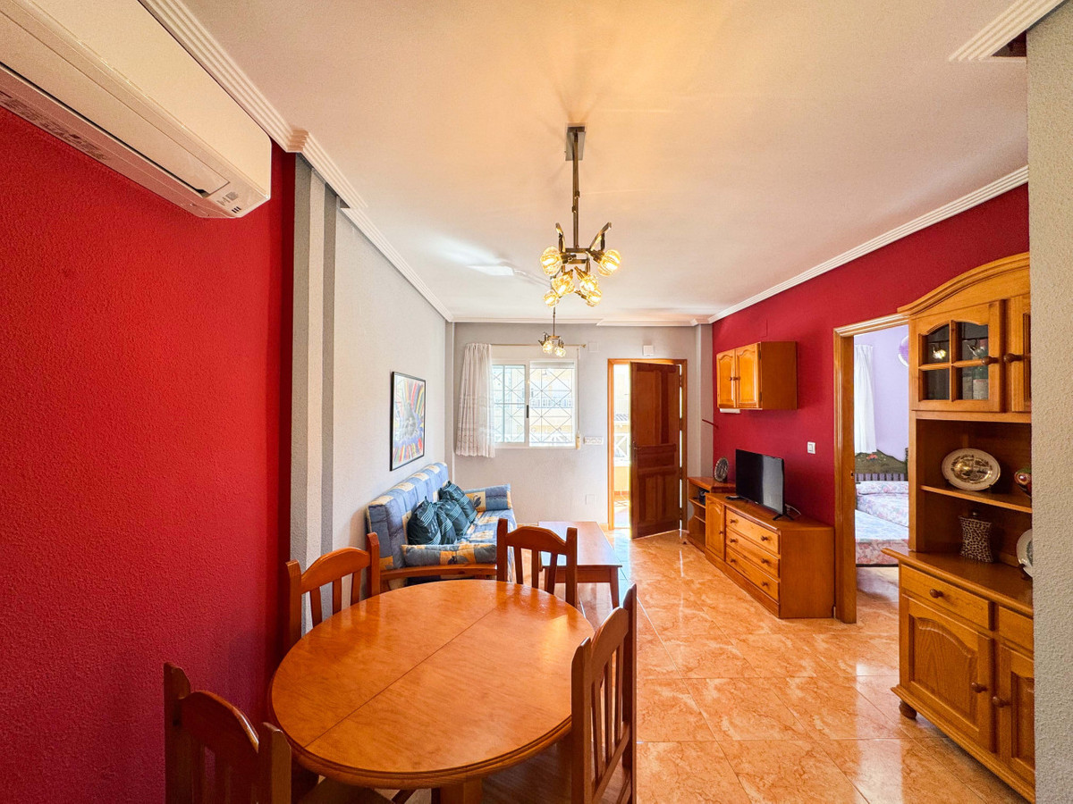 Se vende Bungalow de 2 dormitorios en Costa Blanca, Alicante, España