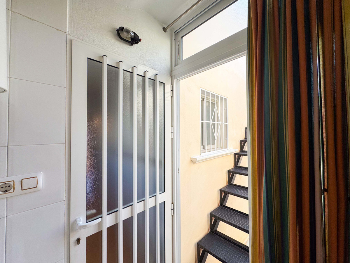 Se vende Bungalow de 2 dormitorios en Costa Blanca, Alicante, España