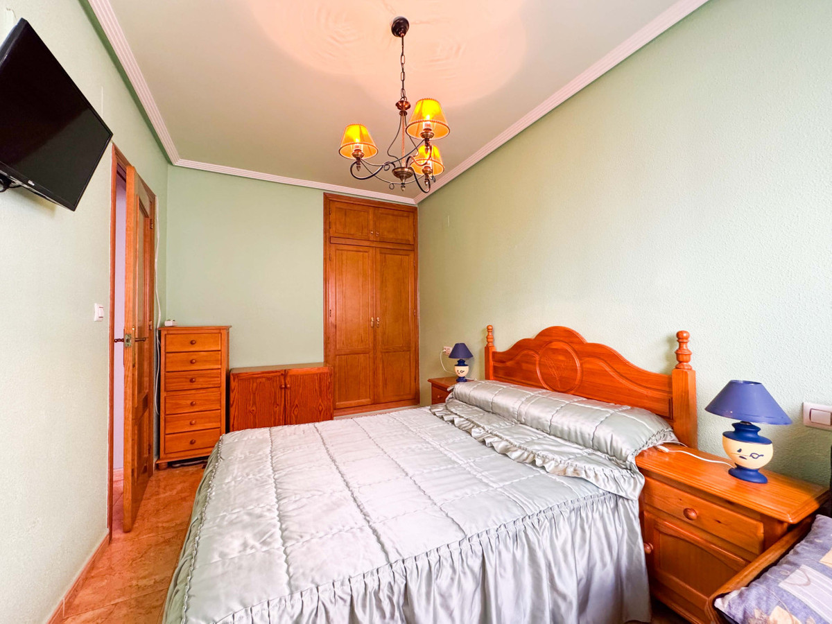 Se vende Bungalow de 2 dormitorios en Costa Blanca, Alicante, España