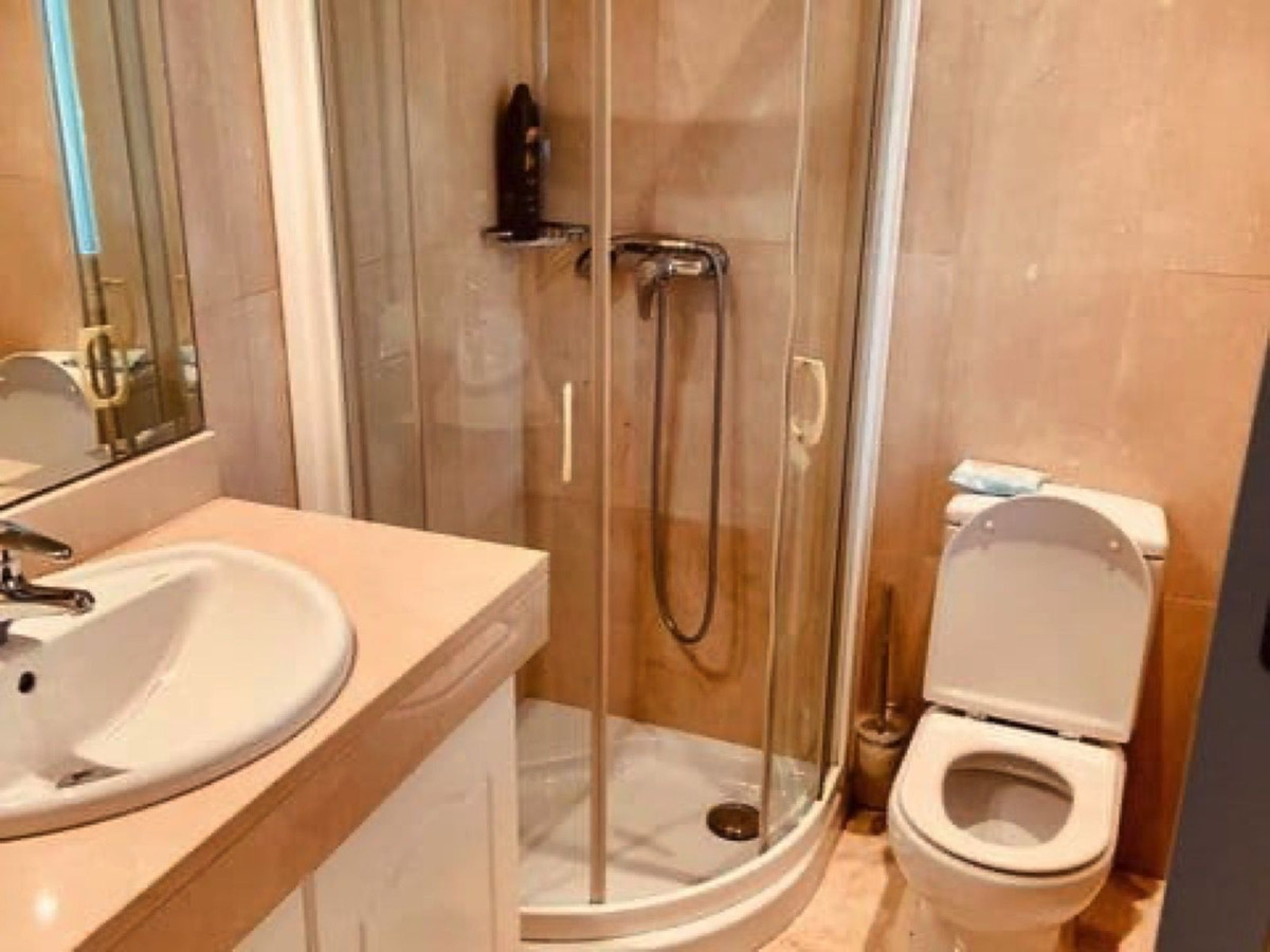 2 Bed Apartment for sale in Estepona Costa Del Sol, Málaga, Spain