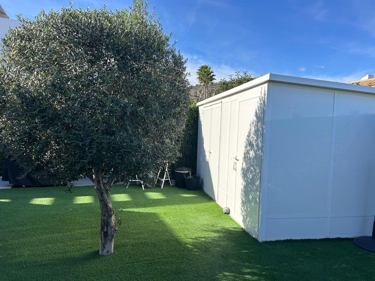 Se vende Villa - Chalet de 3 dormitorios en Costa Blanca, Alicante, España
