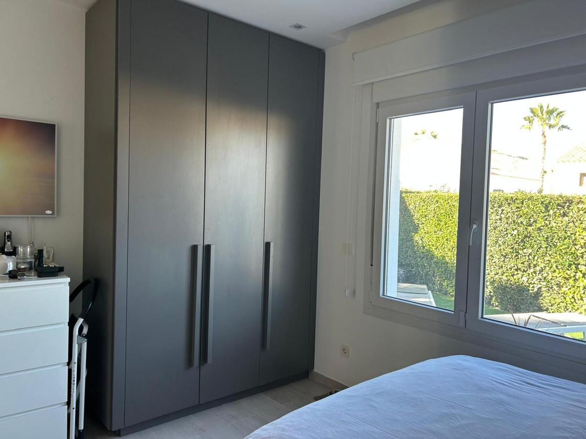 Se vende Villa - Chalet de 3 dormitorios en Costa Blanca, Alicante, España