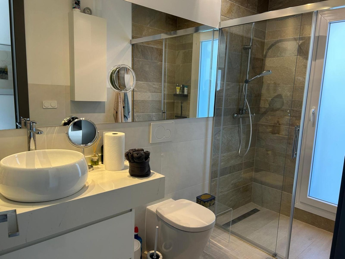 Se vende Villa - Chalet de 3 dormitorios en Costa Blanca, Alicante, España