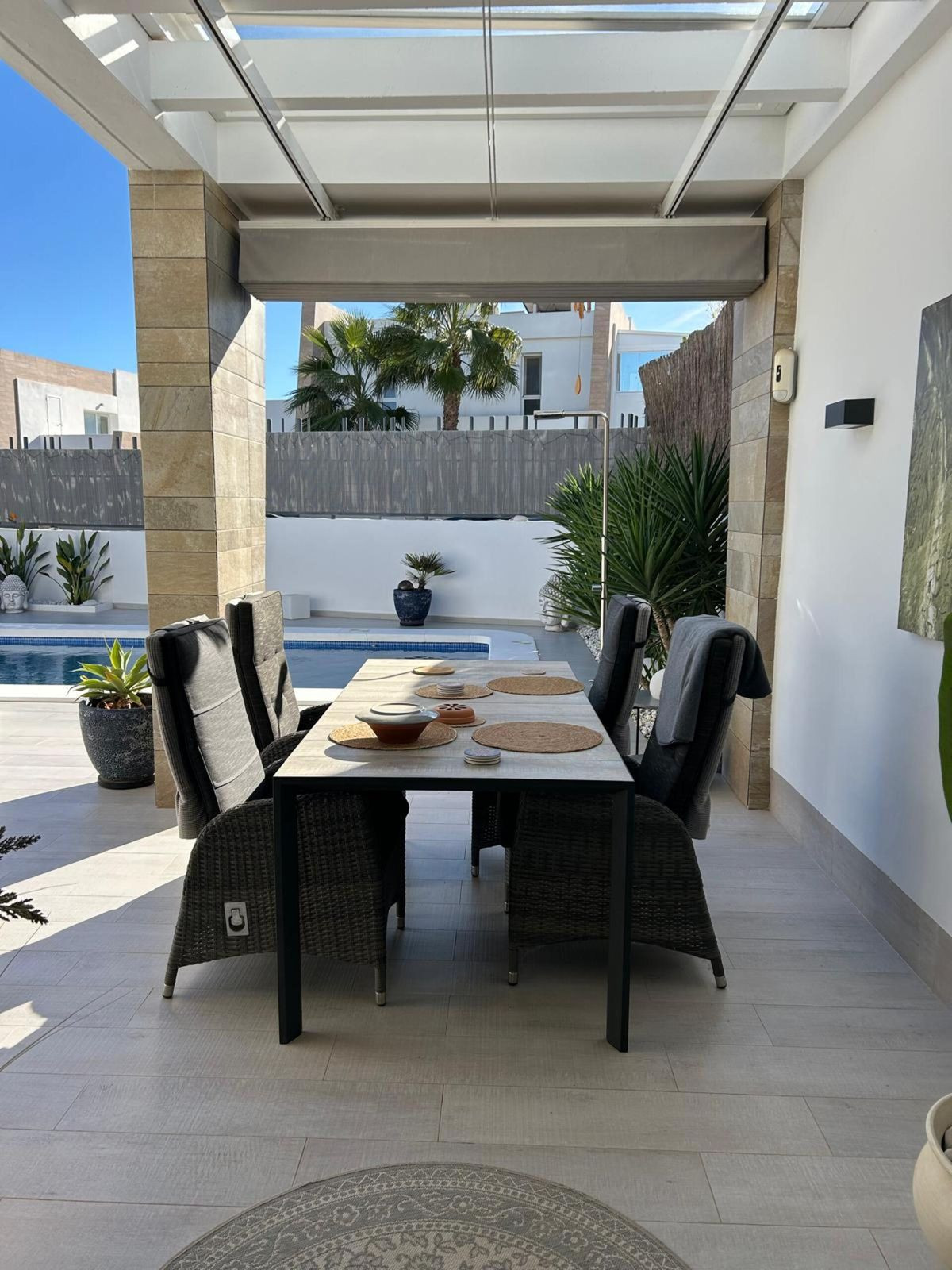 Se vende Villa - Chalet de 3 dormitorios en Costa Blanca, Alicante, España