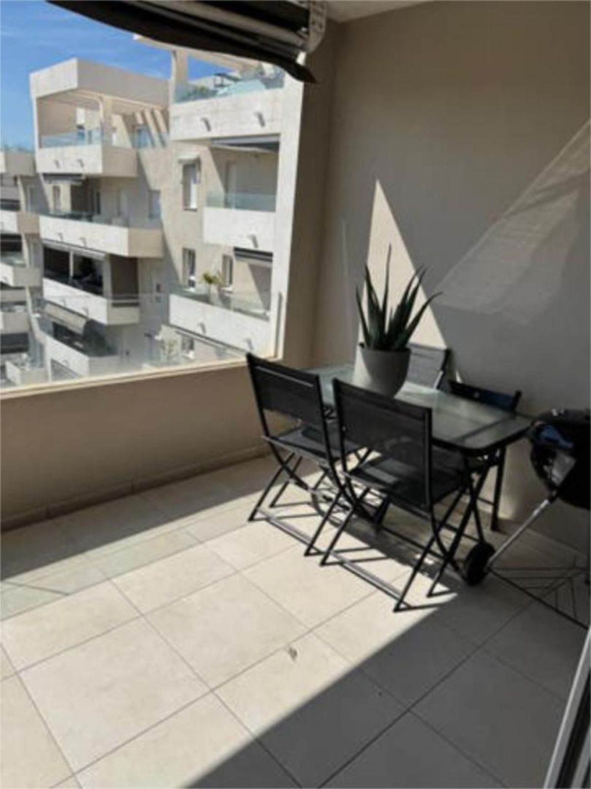 3 Bed Apartment for sale in Nueva Andalucía Costa Del Sol, Málaga, Spain