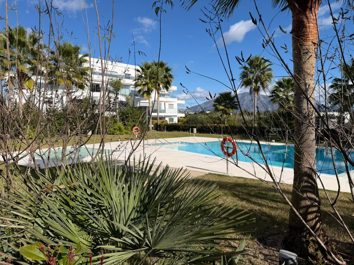 2 Bed Apartment for sale in Estepona Costa Del Sol, Málaga, Spain