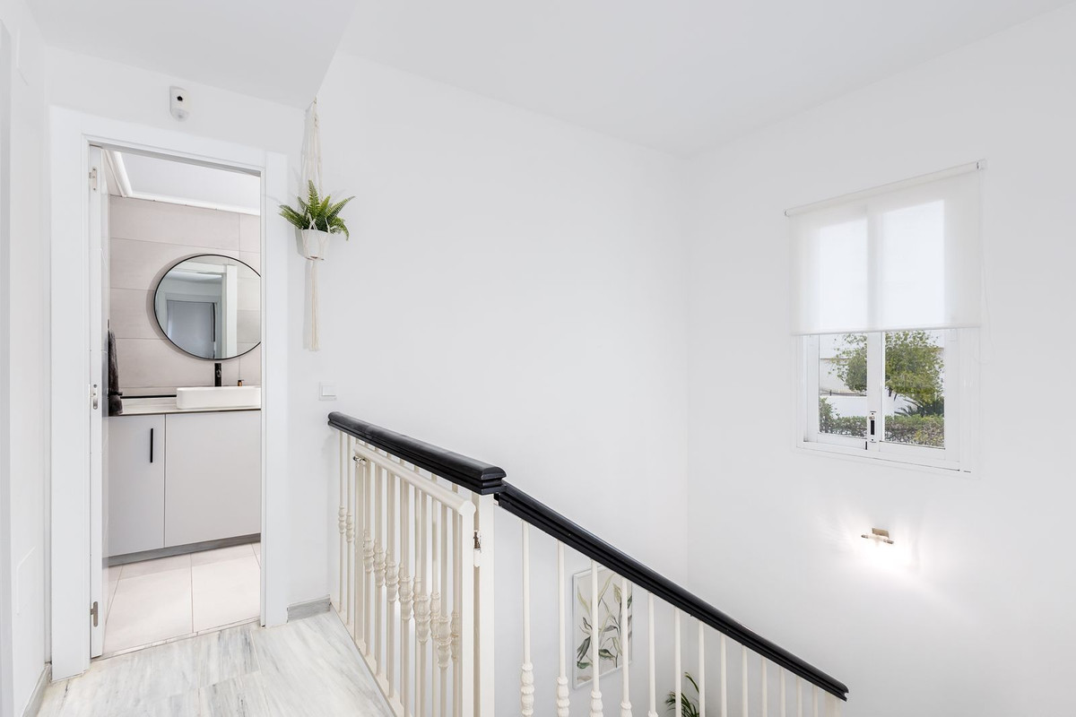 3 Bed Townhouse for sale in Alhaurin Golf Costa Del Sol, Málaga, Spain