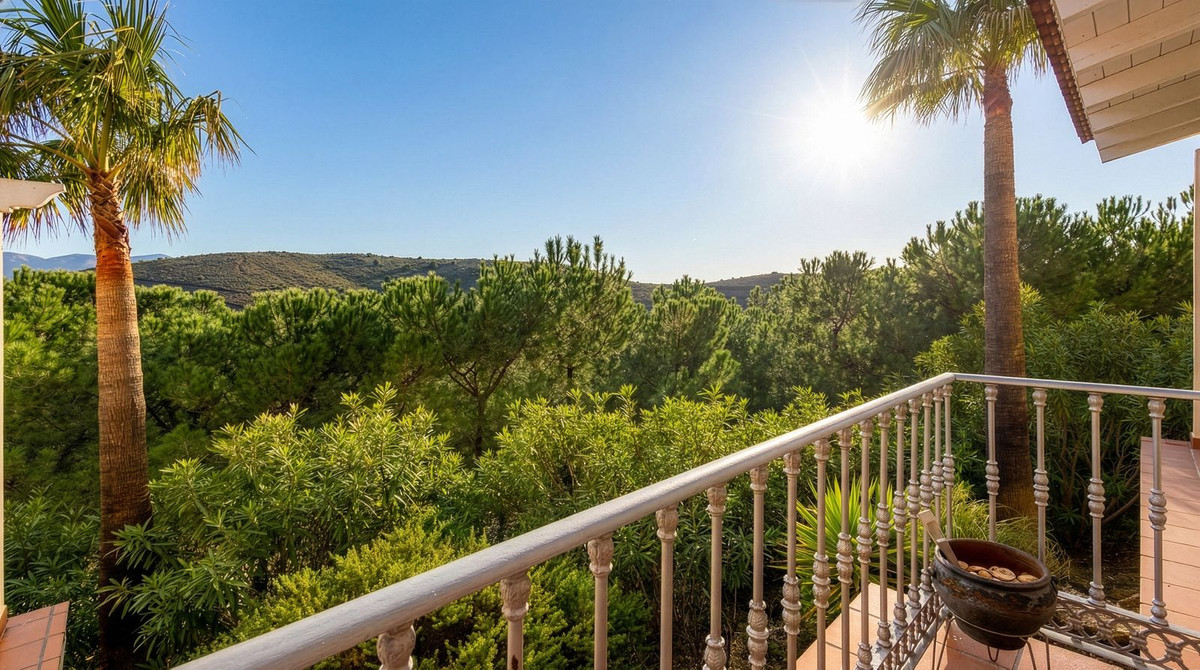 3 Bed Townhouse for sale in Alhaurin Golf Costa Del Sol, Málaga, Spain