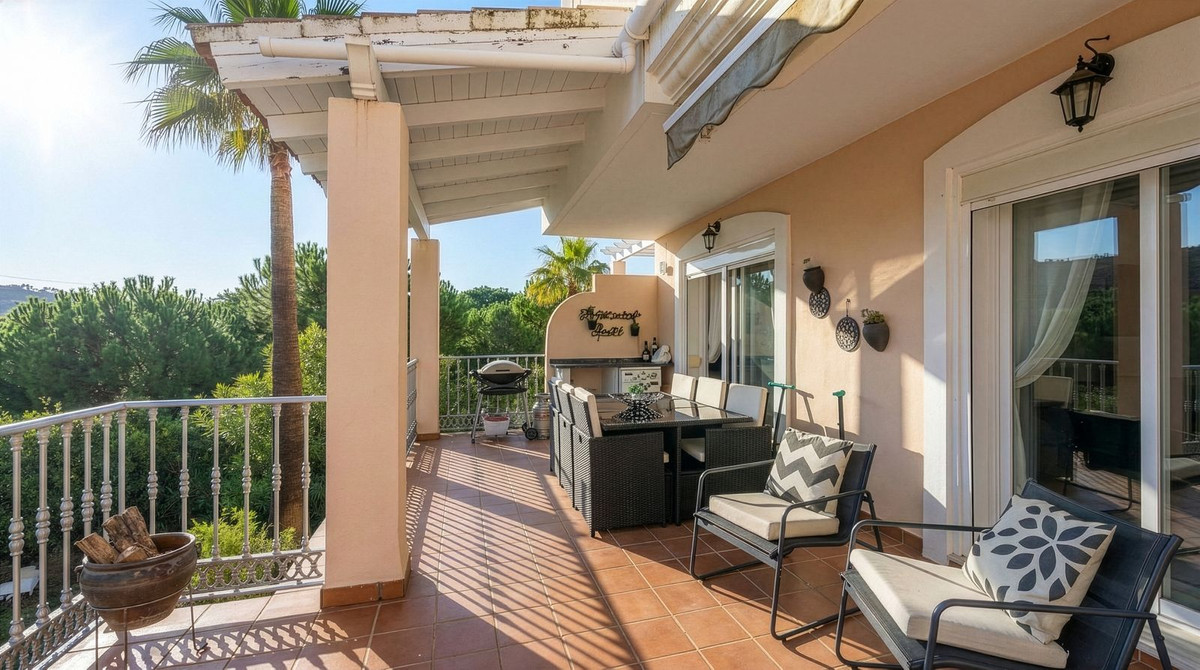 3 Bed Townhouse for sale in Alhaurin Golf Costa Del Sol, Málaga, Spain