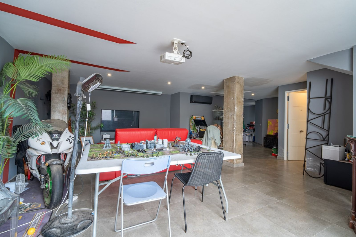 2 Bed Townhouse for sale in Málaga Este Costa Del Sol, Málaga, Spain