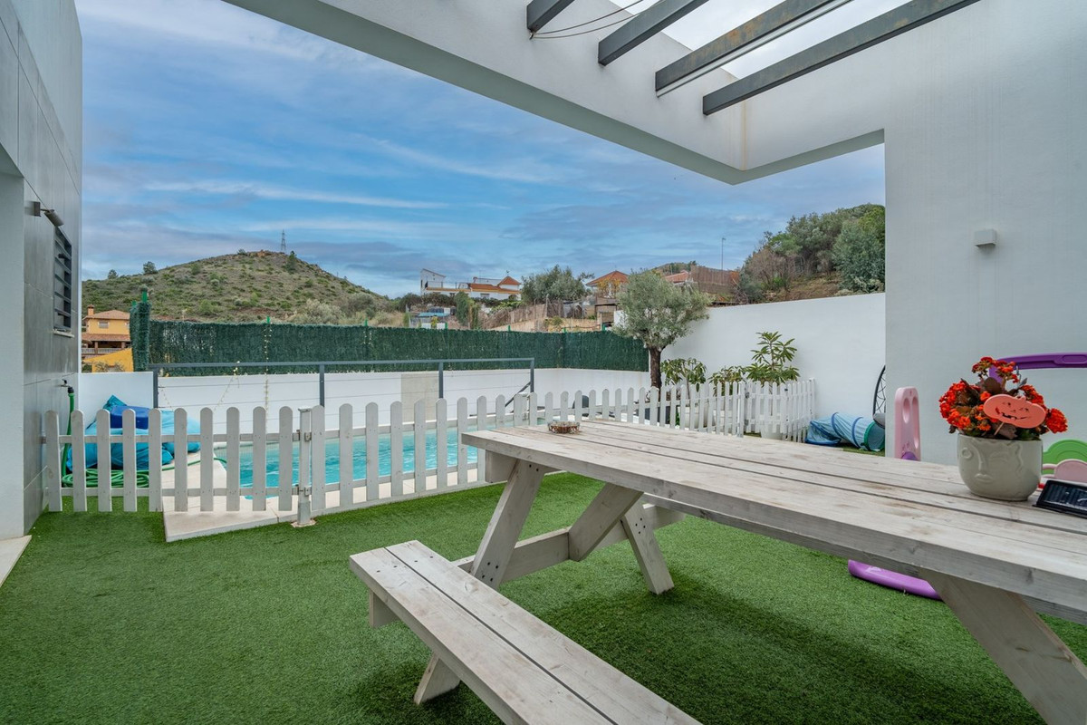 2 Bed Townhouse for sale in Málaga Este Costa Del Sol, Málaga, Spain