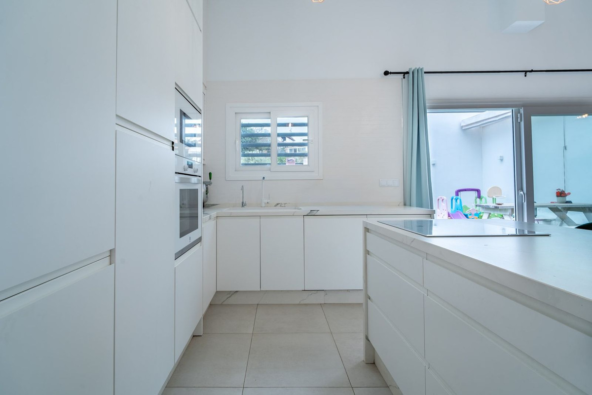 2 Bed Townhouse for sale in Málaga Este Costa Del Sol, Málaga, Spain