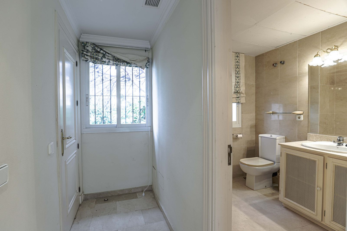 Se vende Adosada de 2 dormitorios en Costa Del Sol, Málaga, España