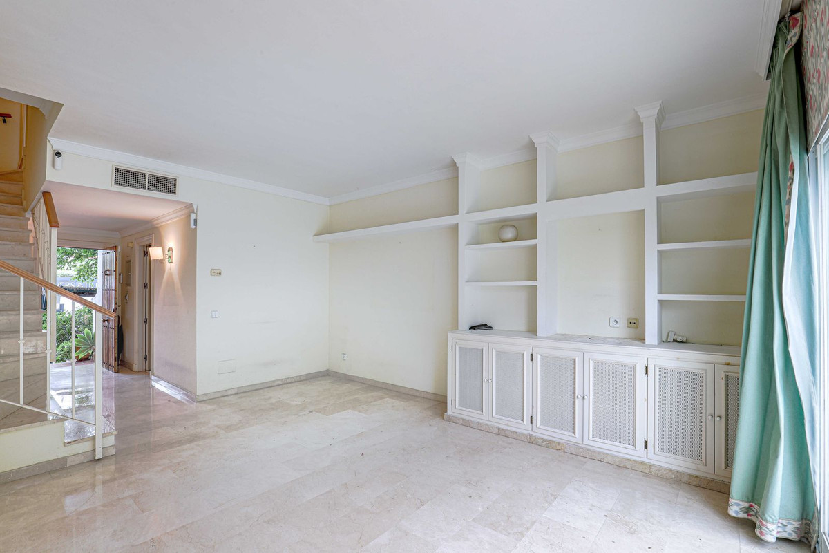 Se vende Adosada de 2 dormitorios en Costa Del Sol, Málaga, España