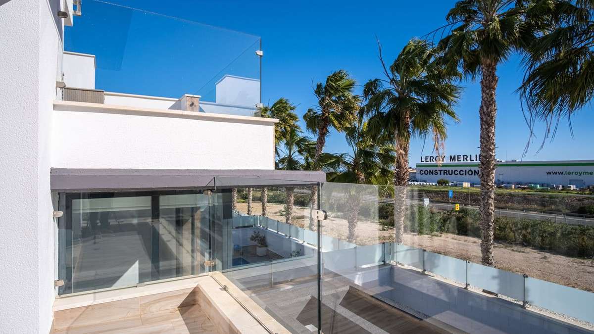 3 Bed Townhouse for sale in Lomas De Cabo Roig Costa Blanca, Alicante, Spain