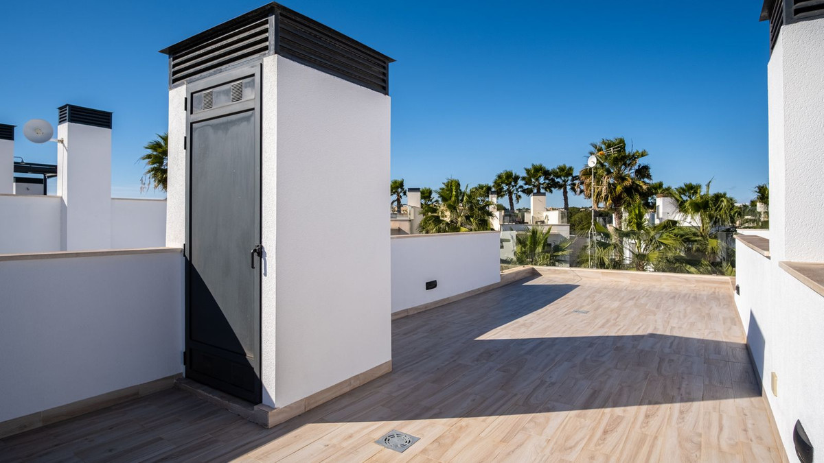 3 Bed Townhouse for sale in Lomas De Cabo Roig Costa Blanca, Alicante, Spain