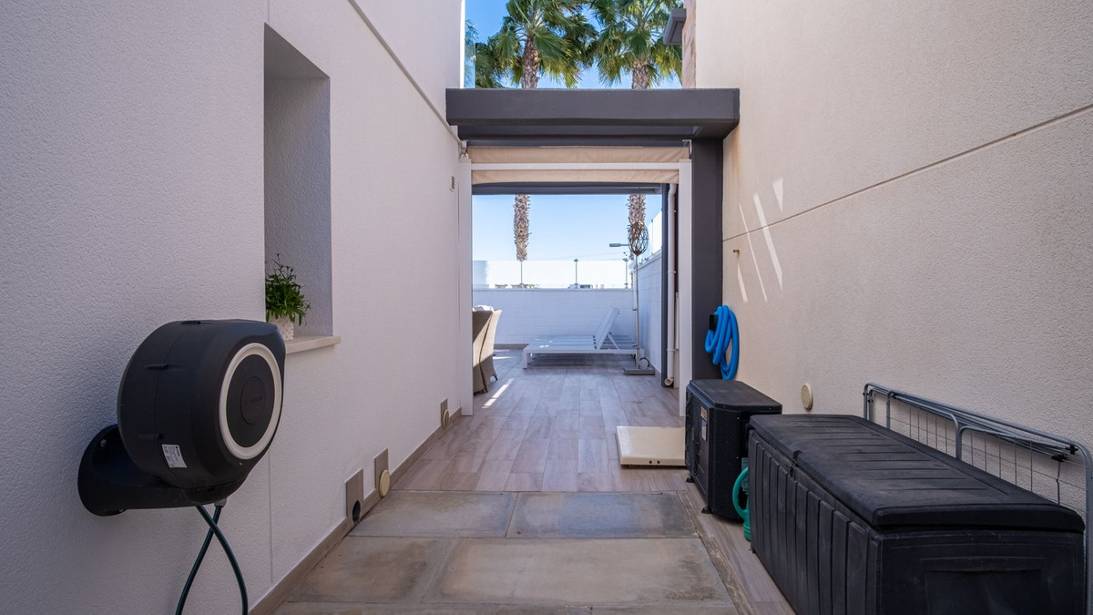 3 Bed Townhouse for sale in Lomas De Cabo Roig Costa Blanca, Alicante, Spain