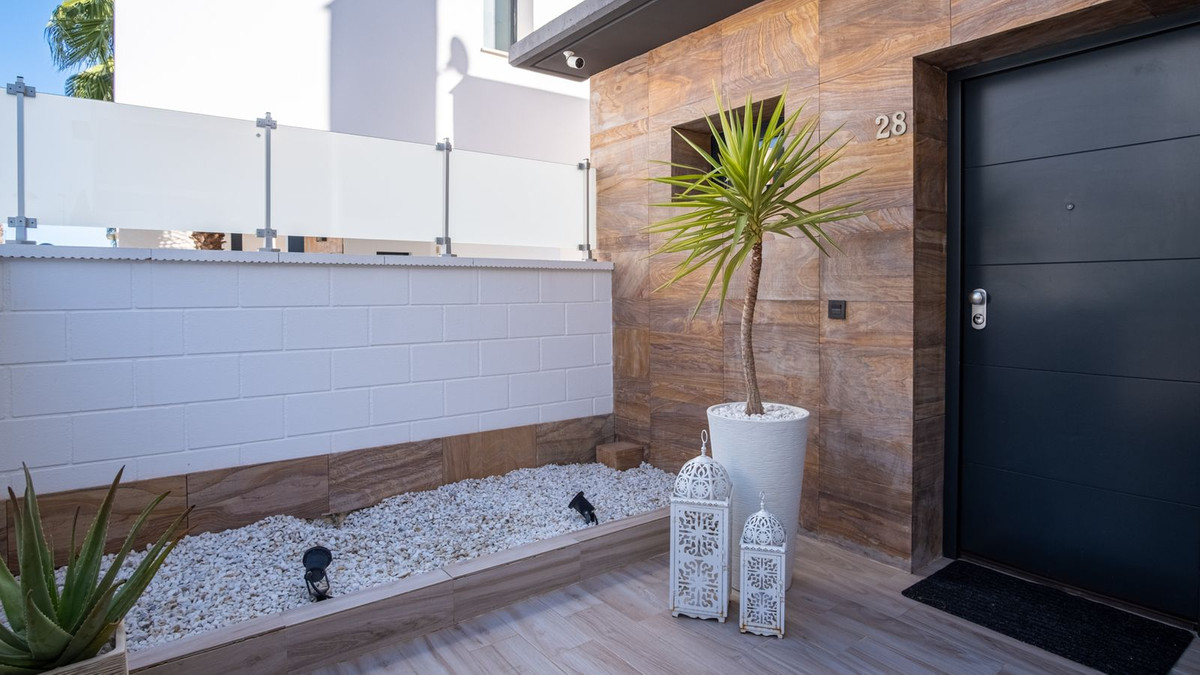3 Bed Townhouse for sale in Lomas De Cabo Roig Costa Blanca, Alicante, Spain
