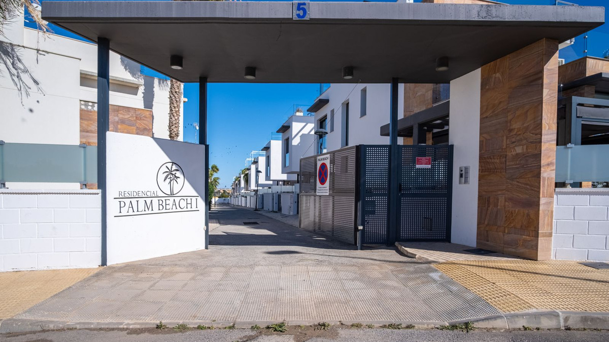 3 Bed Townhouse for sale in Lomas De Cabo Roig Costa Blanca, Alicante, Spain