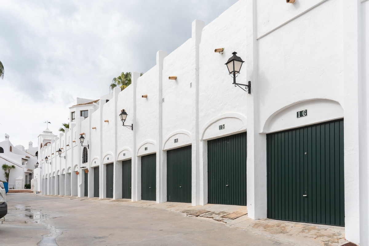 Se vende Adosada de 3 dormitorios en Costa Del Sol, Málaga, España