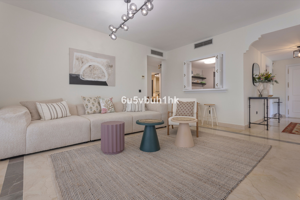 3 Bed Apartment for sale in Estepona Costa Del Sol, Málaga, Spain