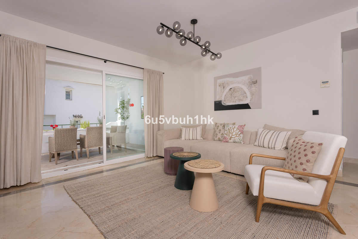 3 Bed Apartment for sale in Estepona Costa Del Sol, Málaga, Spain