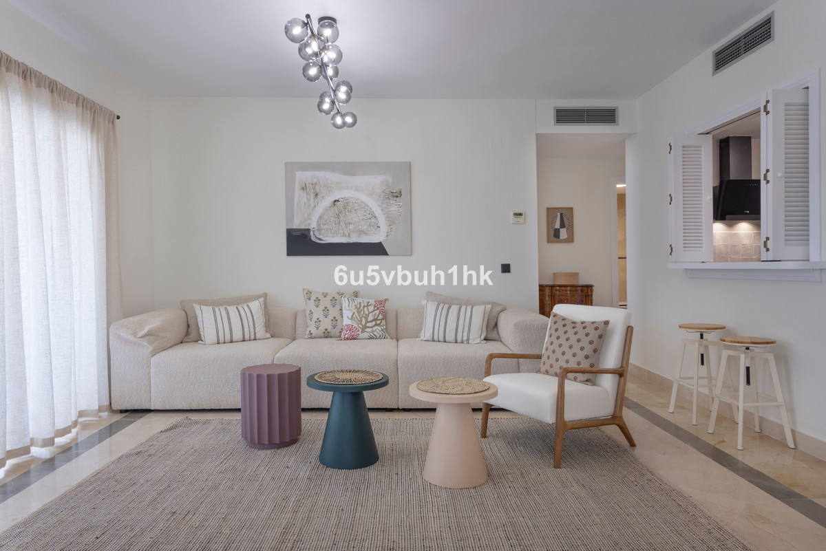 3 Bed Apartment for sale in Estepona Costa Del Sol, Málaga, Spain