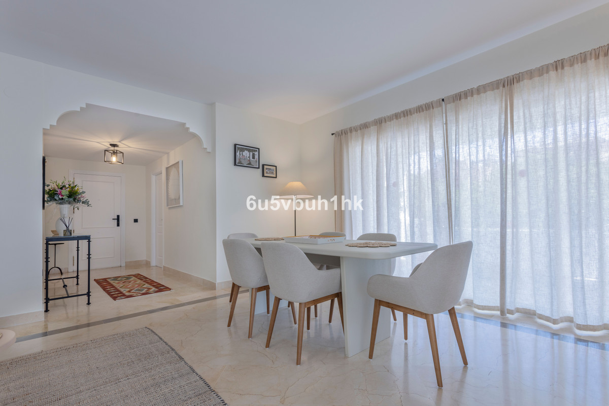 3 Bed Apartment for sale in Estepona Costa Del Sol, Málaga, Spain