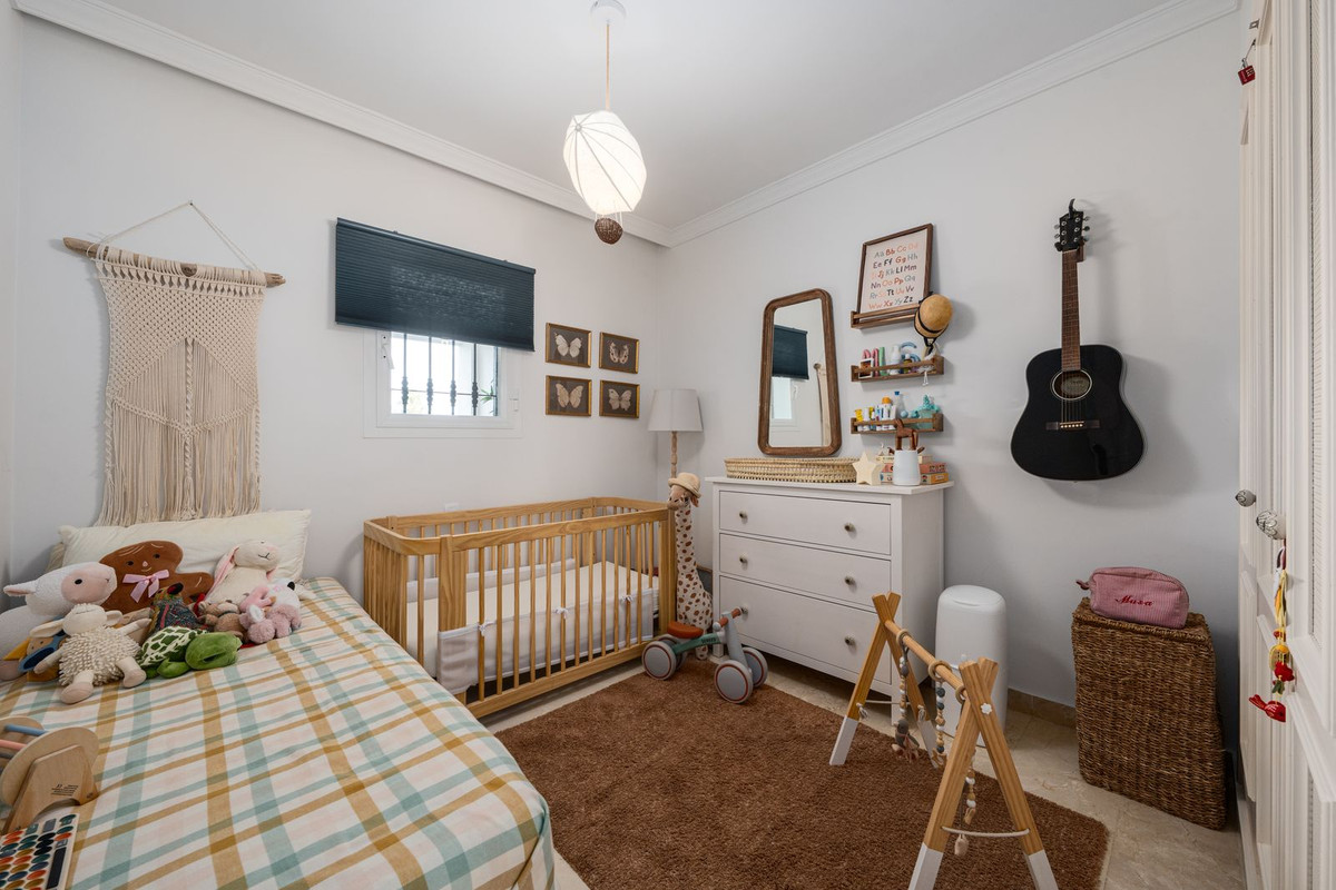 2 Bed Apartment for sale in La Quinta Costa Del Sol, Málaga, Spain