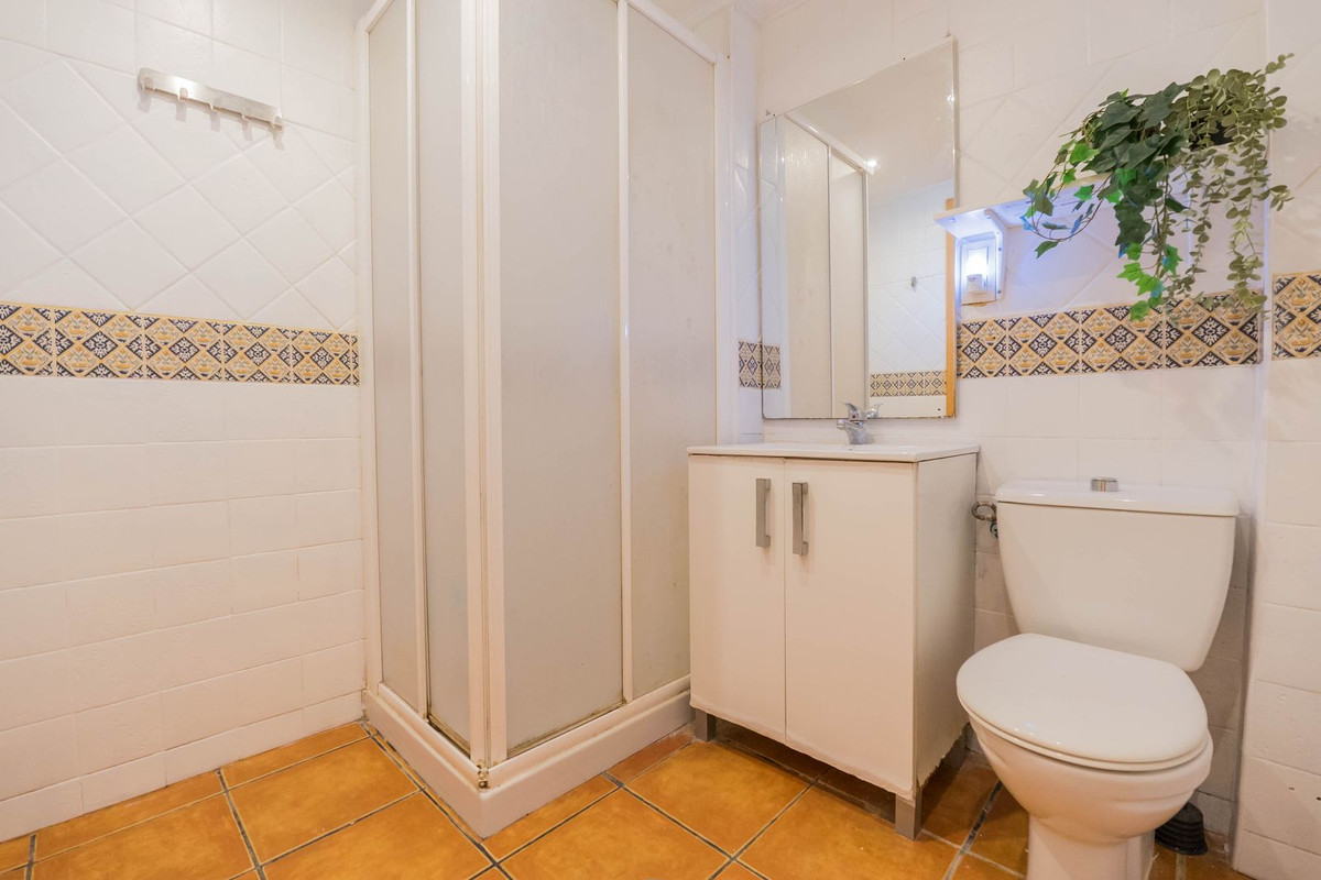 Se vende Estudio Planta Media de 1 dormitorios en Costa Del Sol, Málaga, España