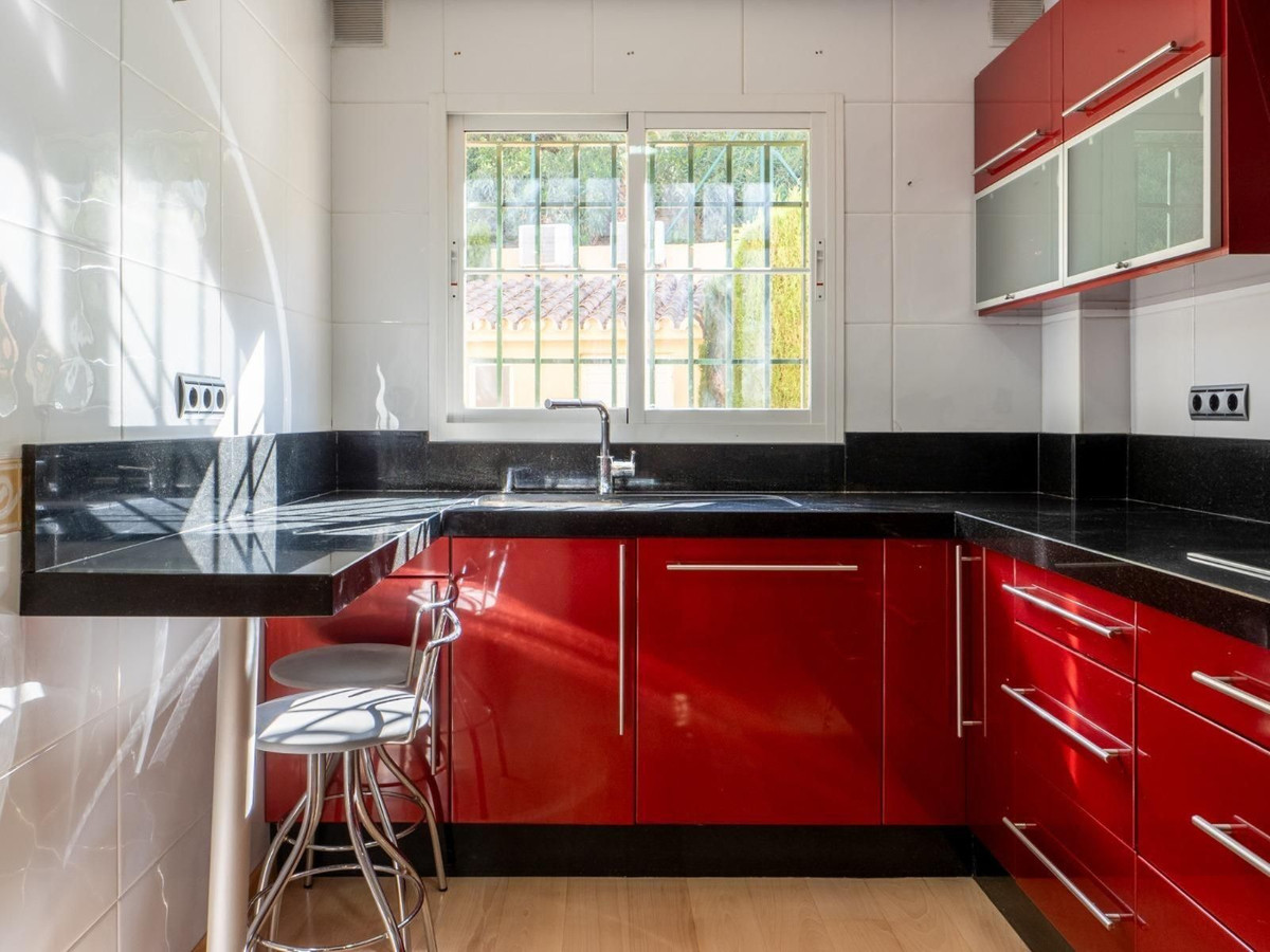 3 Bed Townhouse for sale in Fuengirola Costa Del Sol, Málaga, Spain