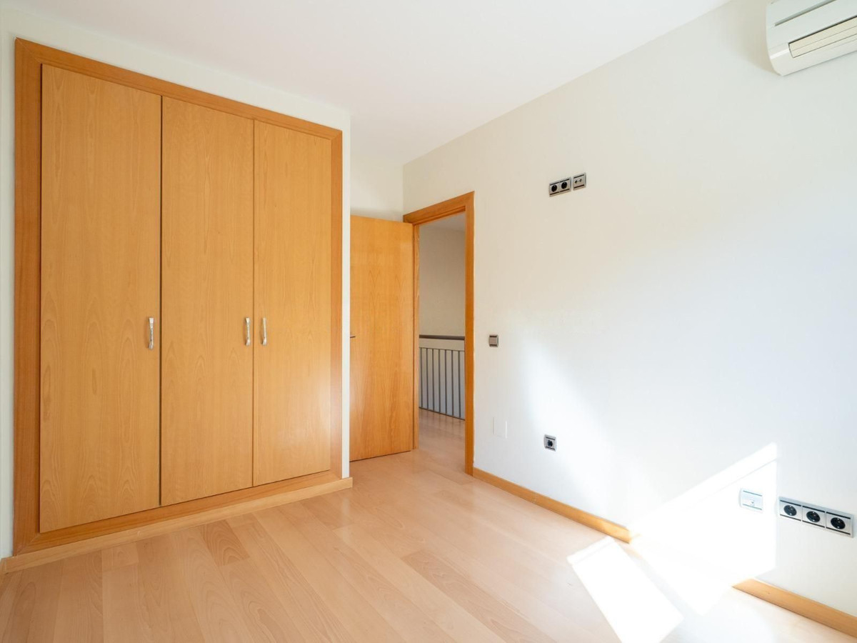 3 Bed Townhouse for sale in Fuengirola Costa Del Sol, Málaga, Spain