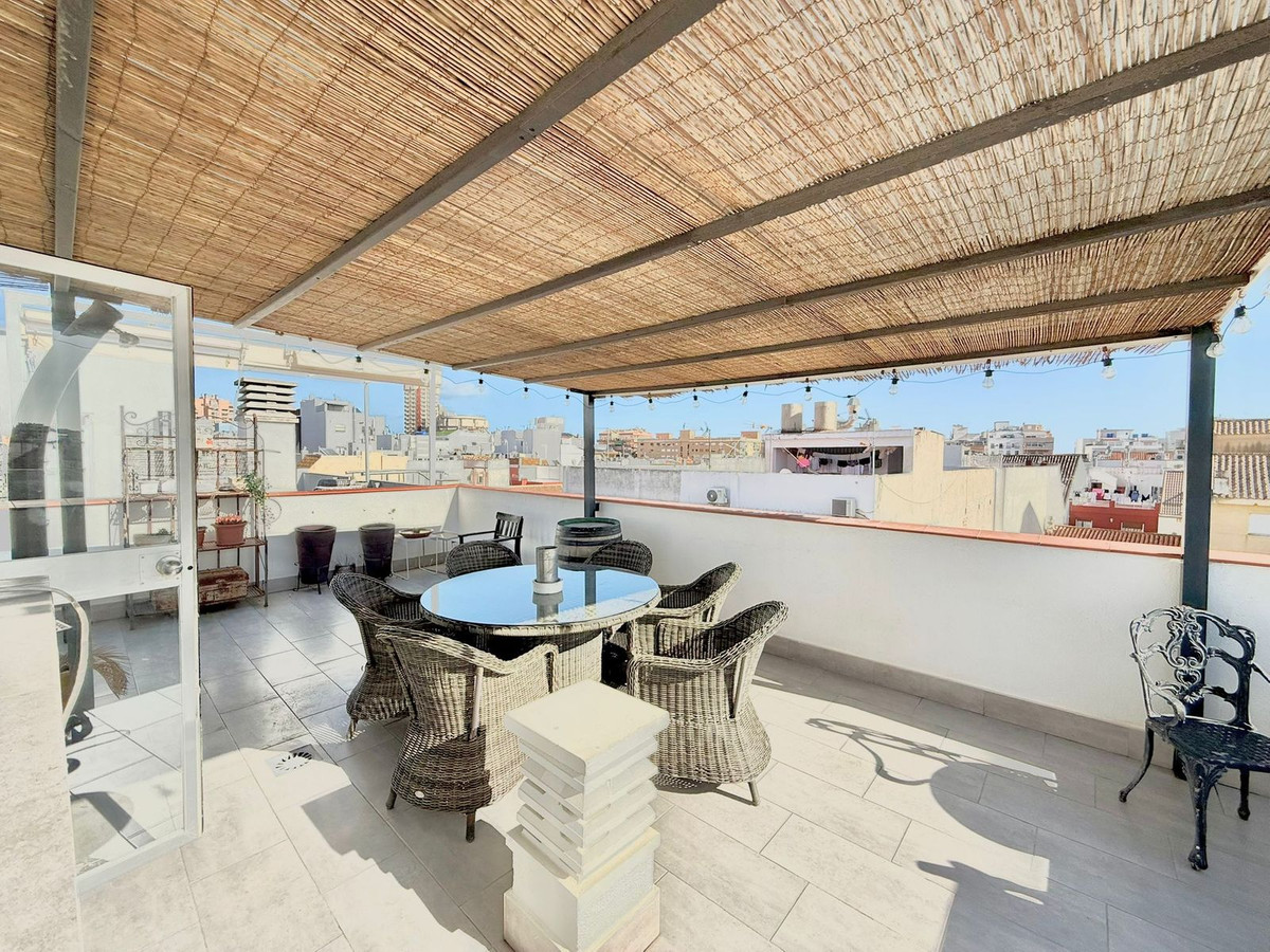 3 Bed Apartment for sale in Fuengirola Costa Del Sol, Málaga, Spain