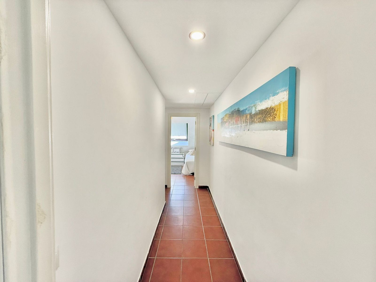 3 Bed Apartment for sale in Fuengirola Costa Del Sol, Málaga, Spain