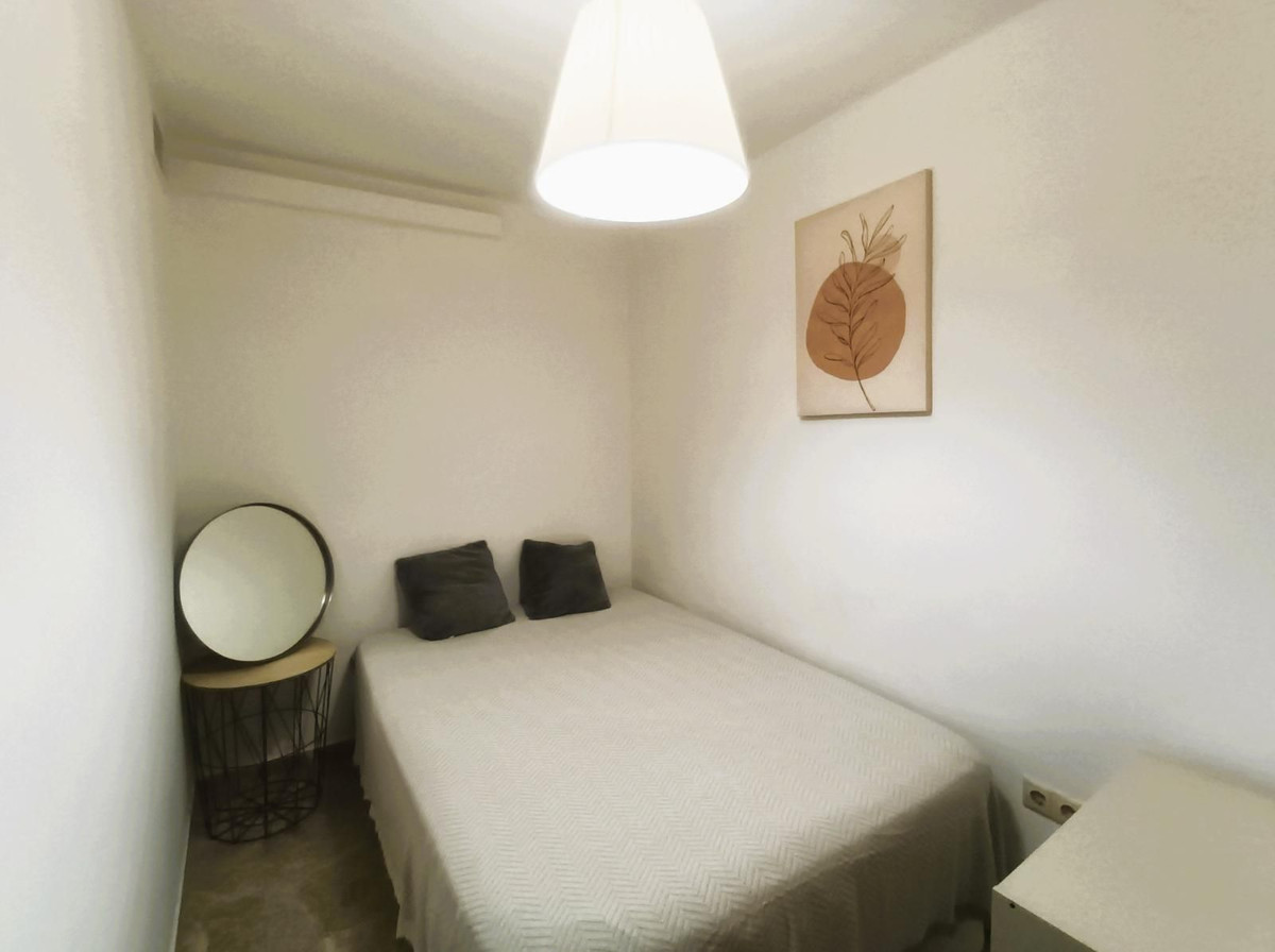 Se vende Apartamento Planta Media de 2 dormitorios en Costa Del Sol, Málaga, España