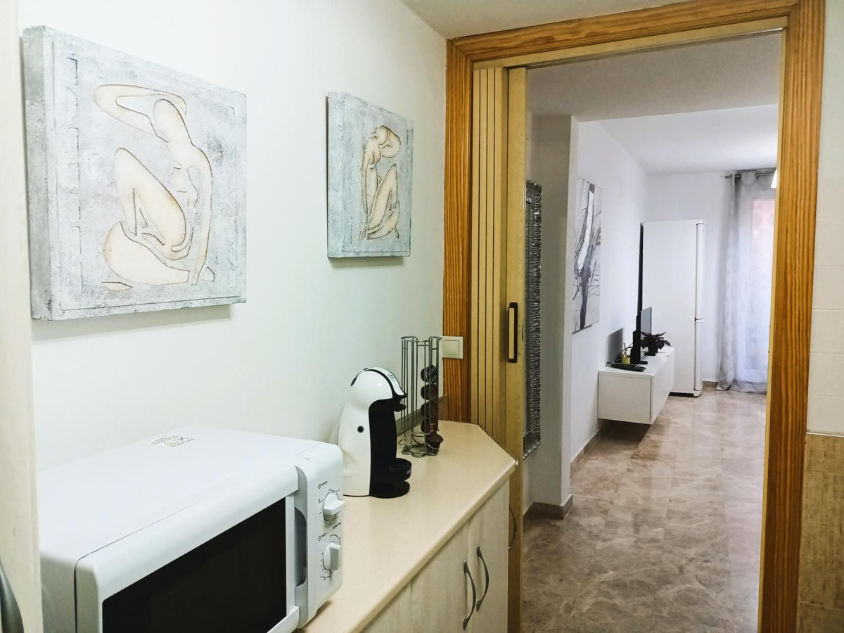 Se vende Apartamento Planta Media de 2 dormitorios en Costa Del Sol, Málaga, España