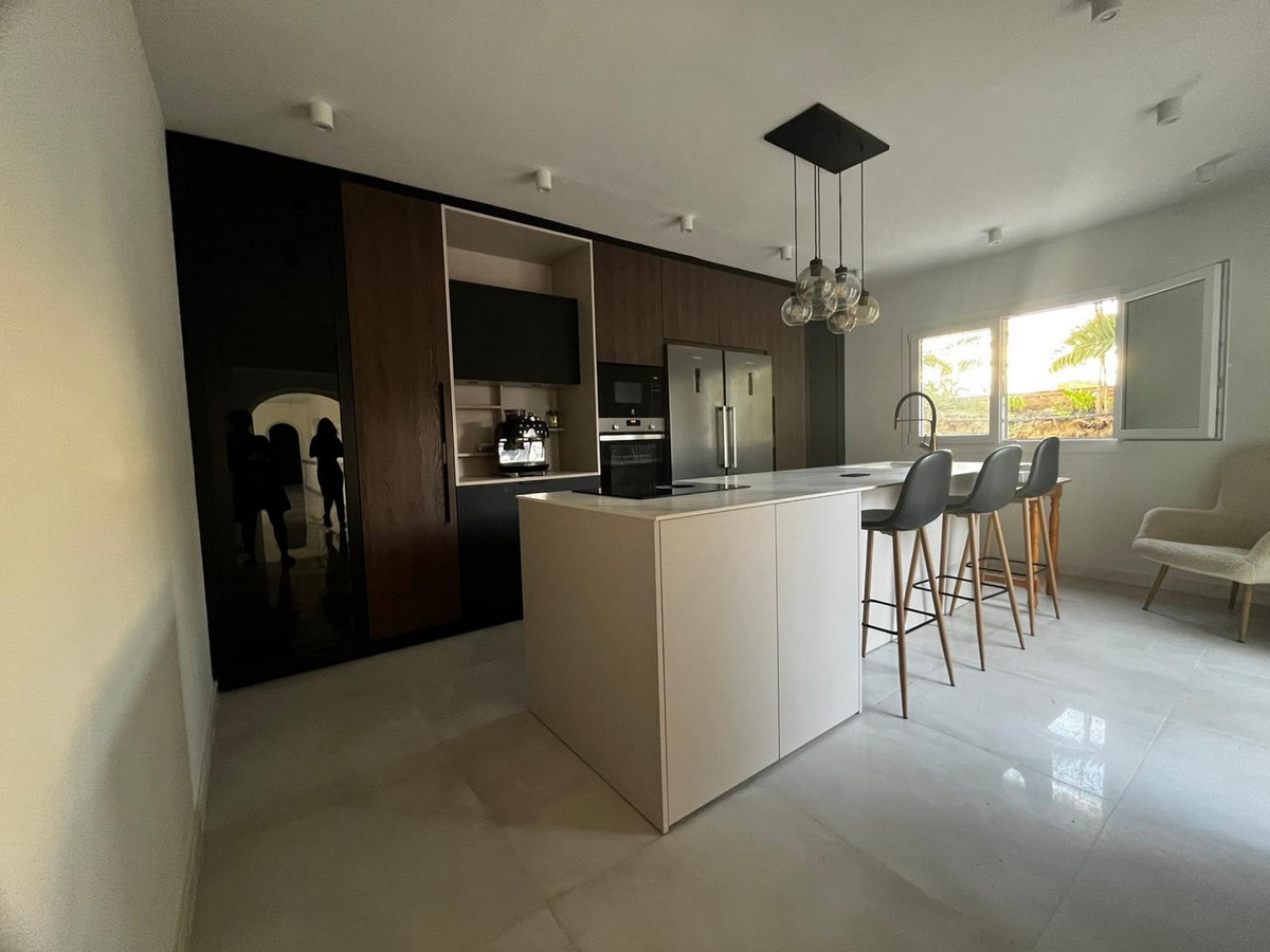 5 Bed Townhouse for sale in Mijas Costa Costa Del Sol, Málaga, Spain