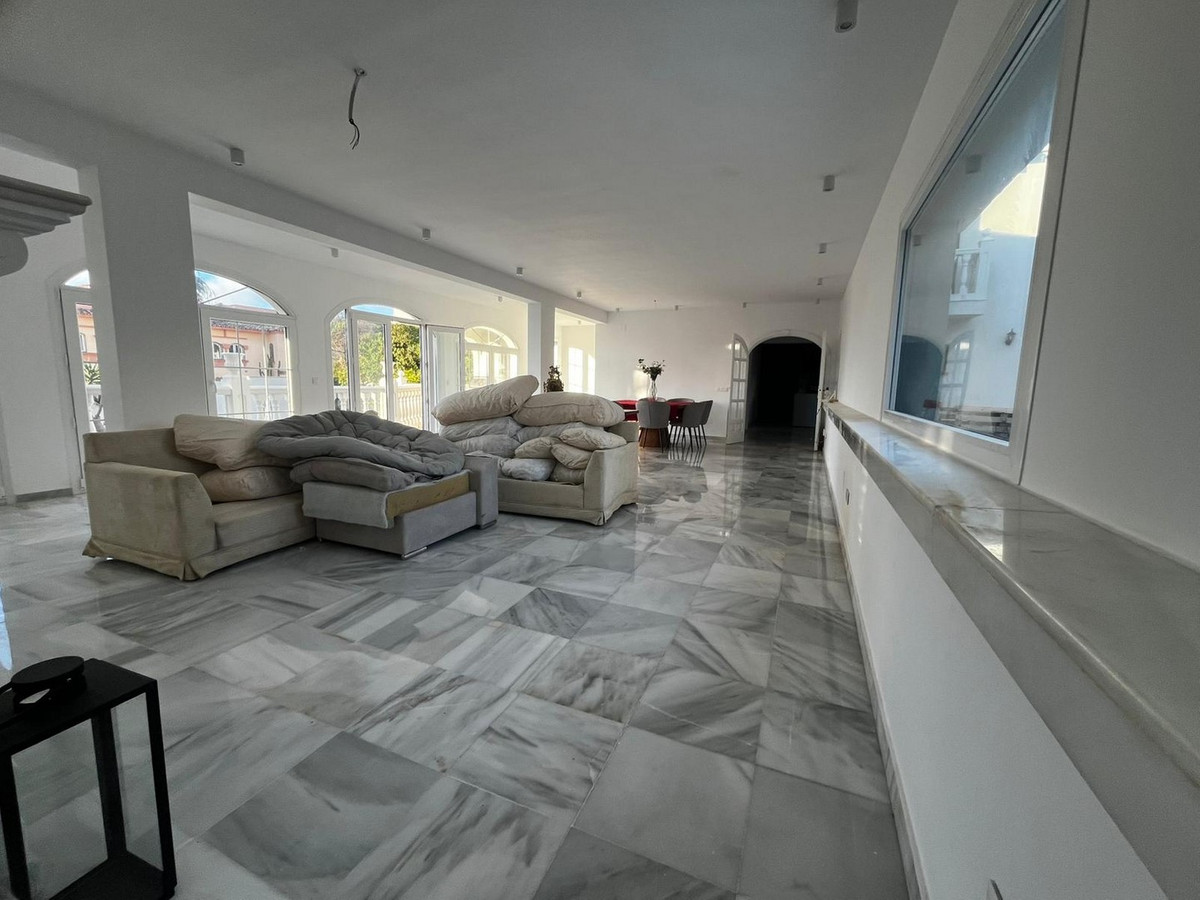 5 Bed Townhouse for sale in Mijas Costa Costa Del Sol, Málaga, Spain