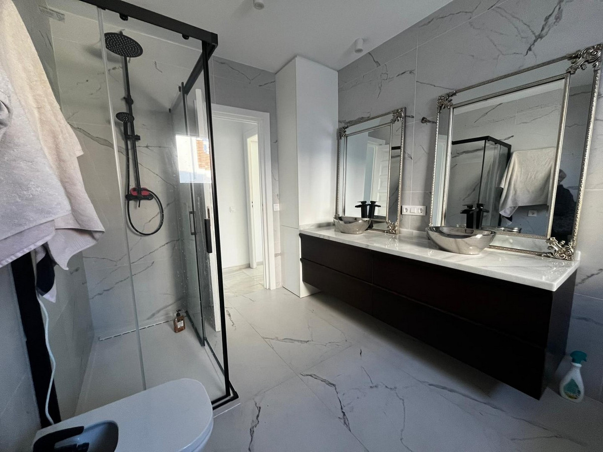 5 Bed Townhouse for sale in Mijas Costa Costa Del Sol, Málaga, Spain