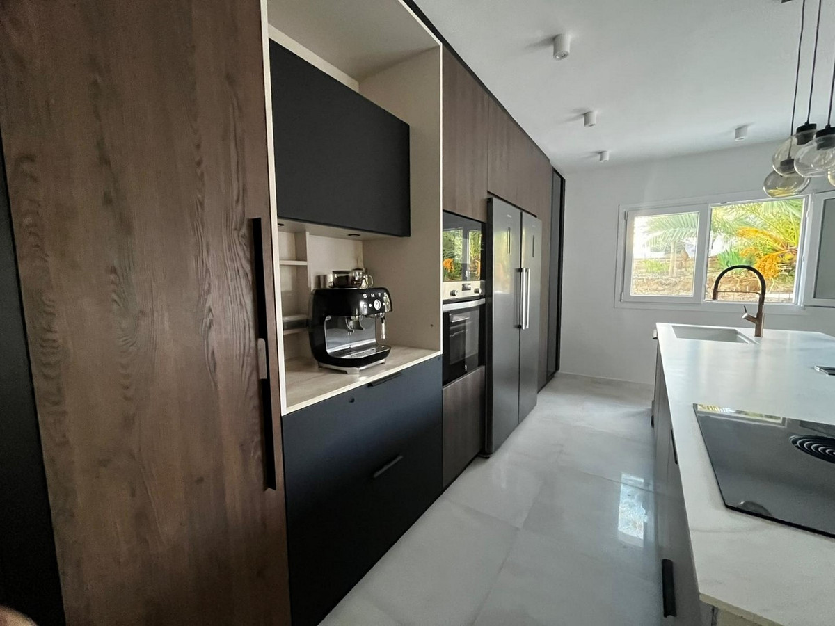 5 Bed Townhouse for sale in Mijas Costa Costa Del Sol, Málaga, Spain