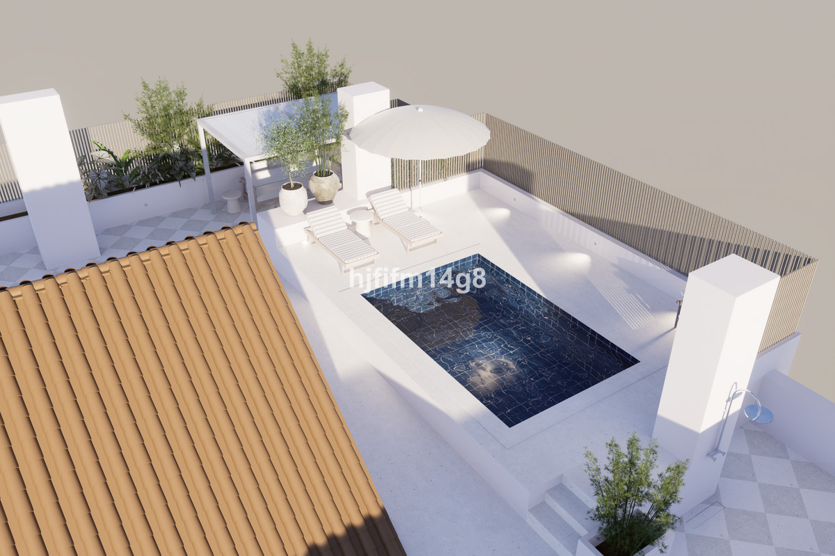 3 Bed Apartment for sale in Nueva Andalucía Costa Del Sol, Málaga, Spain
