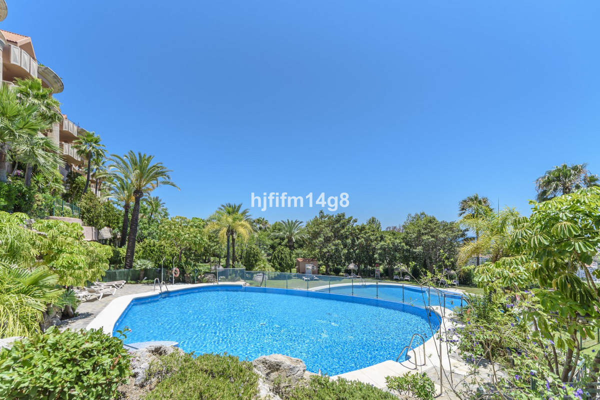 3 Bed Apartment for sale in Nueva Andalucía Costa Del Sol, Málaga, Spain