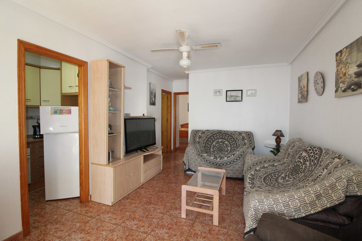 2 Bed Apartment for sale in Gran Alacant Costa Blanca, Alicante, Spain
