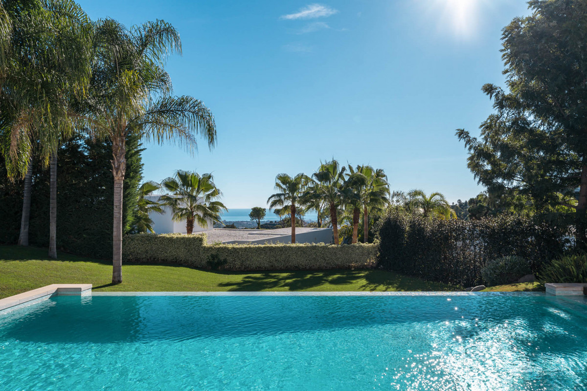Se vende Villa - Chalet de 5 dormitorios en Costa Del Sol, Málaga, España